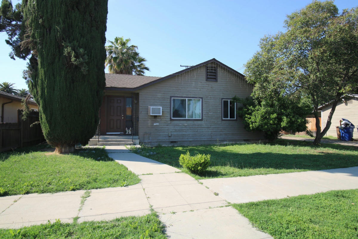 2153 11TH ST, REEDLEY, CA 93654, photo 1 of 28